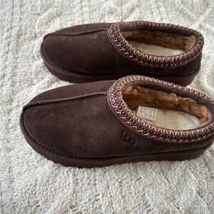 Ugg Tasman slippers